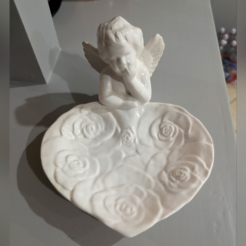 World Bazaars Inc Angel Soap Candy Dish Cherub Angel White Heart World Bazaar